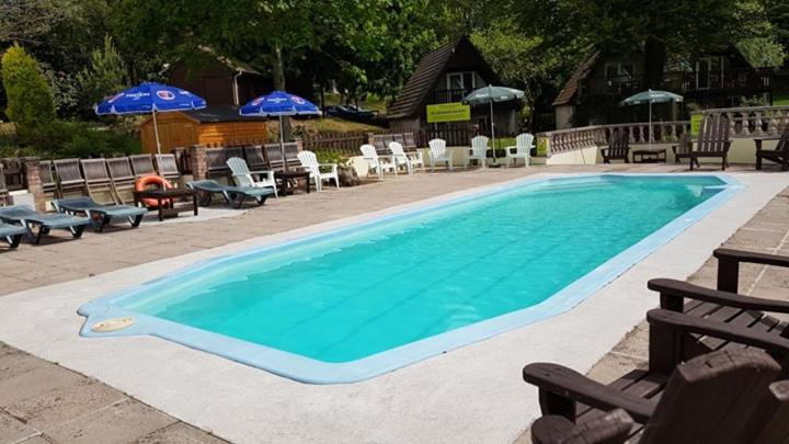 10, Valley View Lodge, A Beautiful 3 Bedroom With Private Hot Tub And Use Of Onsite Leisure Facilities Including Fitness Suite, Indoor And Outdoor Pools Set In The Heart Of The Tamar Valley